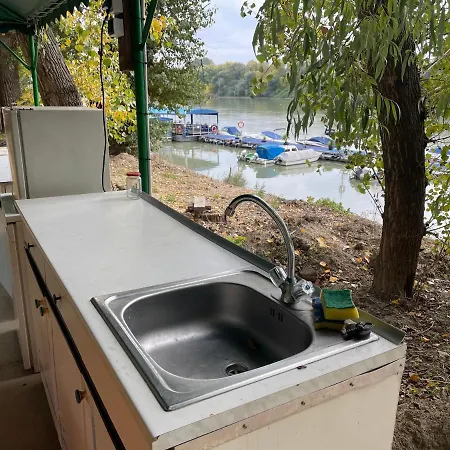Tisza Beach Wild Camping 2 Kemping *